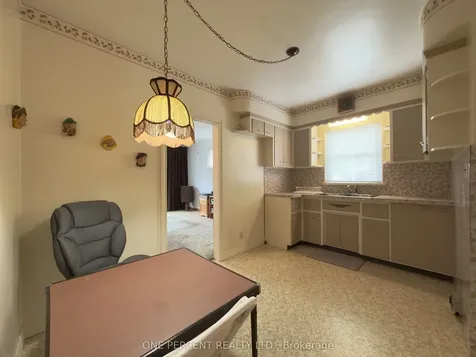 6 Kingsway Crescent St. Catharines ON L2N 1A6