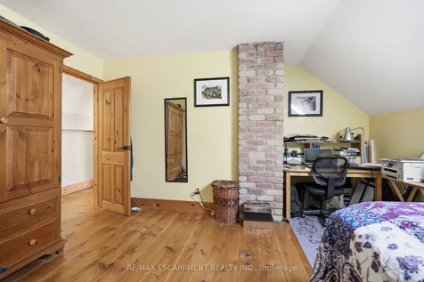181 Dill Street Bracebridge ON P1L 1E6