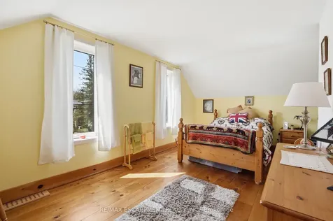 181 Dill Street Bracebridge ON P1L 1E6