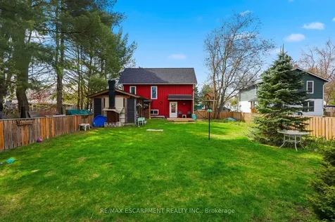 181 Dill Street Bracebridge ON P1L 1E6