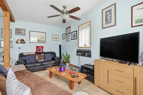 181 Dill Street Bracebridge ON P1L 1E6