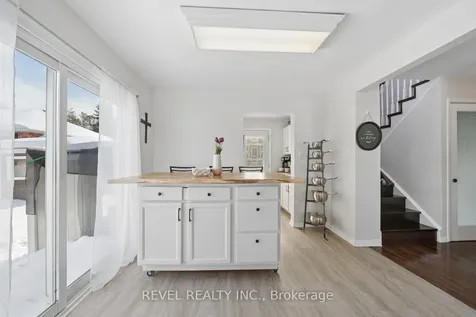284 Victoria Avenue N Kawartha Lakes ON K9V 6A8