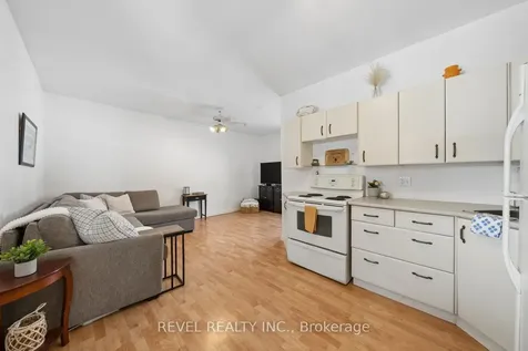 284 Victoria Avenue N Kawartha Lakes ON K9V 6A8