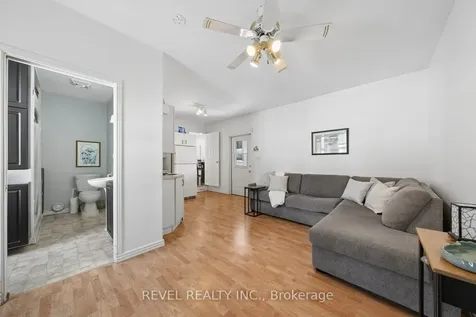 284 Victoria Avenue N Kawartha Lakes ON K9V 6A8