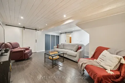 284 Victoria Avenue N Kawartha Lakes ON K9V 6A8
