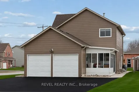 284 Victoria Avenue N Kawartha Lakes ON K9V 6A8