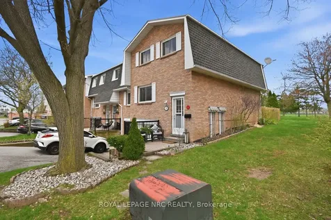 185 Denistoun Street Welland ON L3C 6J6