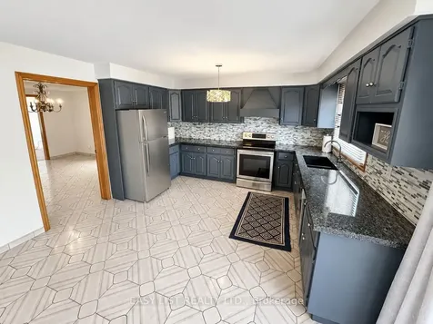 75 Courtland Avenue Hamilton ON L9B 1X6