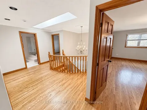 75 Courtland Avenue Hamilton ON L9B 1X6