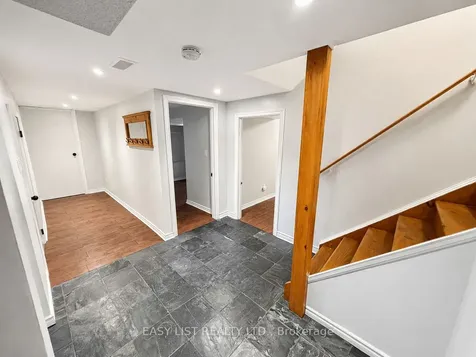75 Courtland Avenue Hamilton ON L9B 1X6