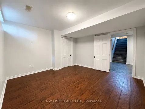 75 Courtland Avenue Hamilton ON L9B 1X6
