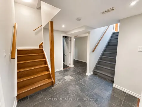 75 Courtland Avenue Hamilton ON L9B 1X6