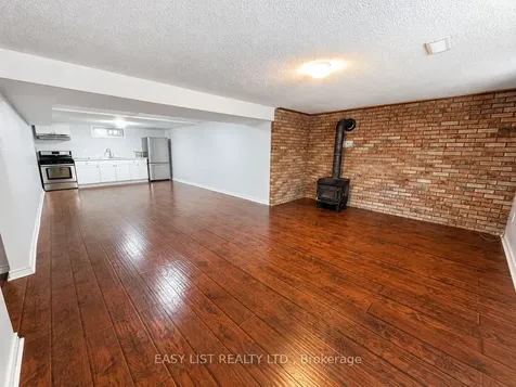 75 Courtland Avenue Hamilton ON L9B 1X6