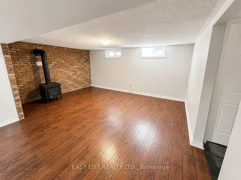 75 Courtland Avenue Hamilton ON L9B 1X6