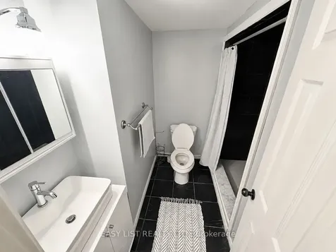 75 Courtland Avenue Hamilton ON L9B 1X6