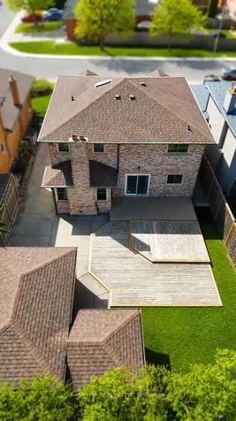75 Courtland Avenue Hamilton ON L9B 1X6