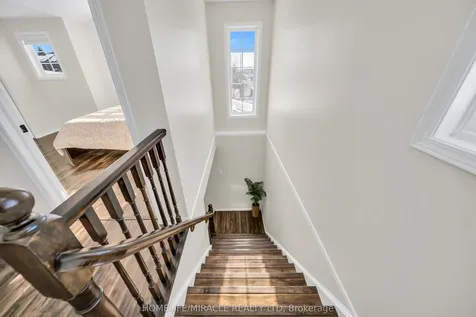 25 Breesegarden Lane Guelph ON N1E 7H1