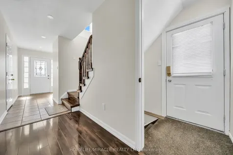 25 Breesegarden Lane Guelph ON N1E 7H1