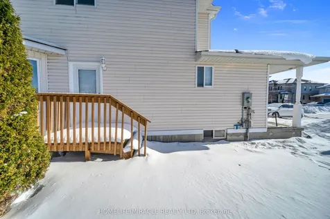 25 Breesegarden Lane Guelph ON N1E 7H1