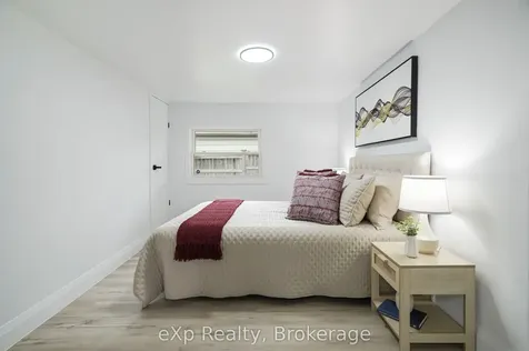 867 Devine Street Sarnia ON N7T 1X3