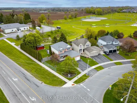 1 Hilltop Drive North Dumfries ON N0B 1E0
