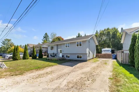 498 Demers Street West Nipissing ON P2B 0A1