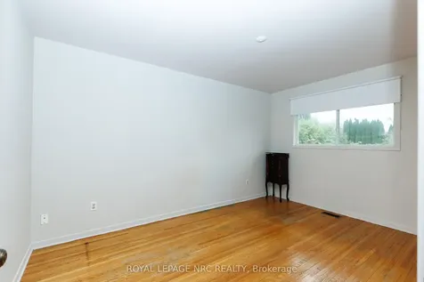 74 Shoreline Drive St. Catharines ON L2N 6H7