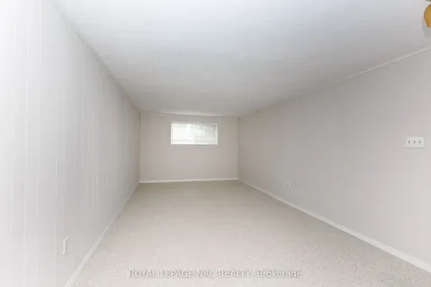74 Shoreline Drive St. Catharines ON L2N 6H7