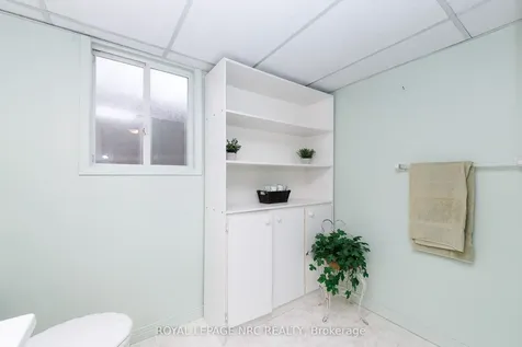 74 Shoreline Drive St. Catharines ON L2N 6H7