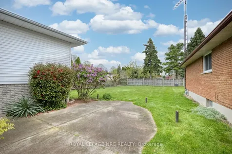 74 Shoreline Drive St. Catharines ON L2N 6H7
