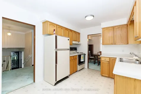 74 Shoreline Drive St. Catharines ON L2N 6H7