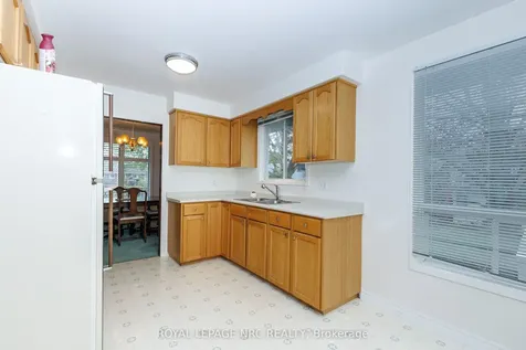 74 Shoreline Drive St. Catharines ON L2N 6H7