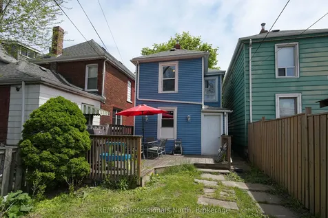 143 Barnesdale Avenue N Hamilton ON L8L 6T1
