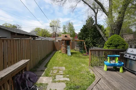 143 Barnesdale Avenue N Hamilton ON L8L 6T1