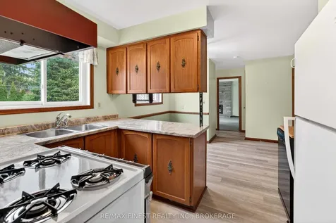 894 Auden Park Drive Kingston ON K7M 5R9