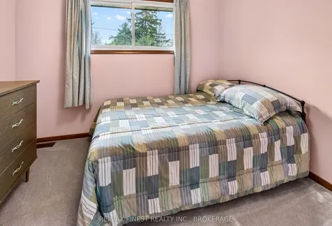 894 Auden Park Drive Kingston ON K7M 5R9
