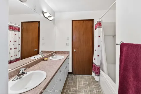 894 Auden Park Drive Kingston ON K7M 5R9