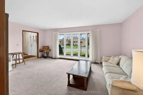 894 Auden Park Drive Kingston ON K7M 5R9