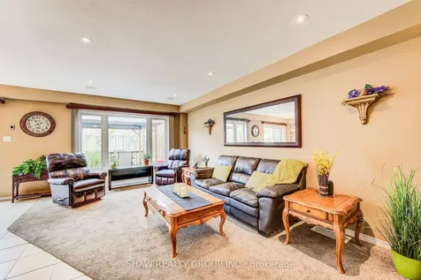 28 Walker Way Guelph ON N1L 1T7