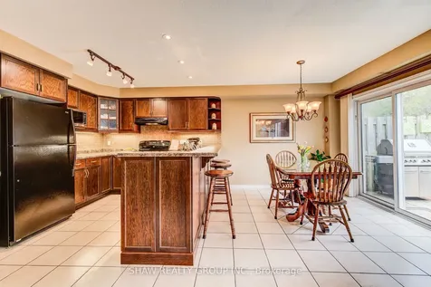28 Walker Way Guelph ON N1L 1T7