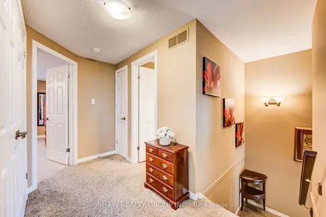 28 Walker Way Guelph ON N1L 1T7