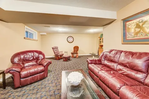 28 Walker Way Guelph ON N1L 1T7