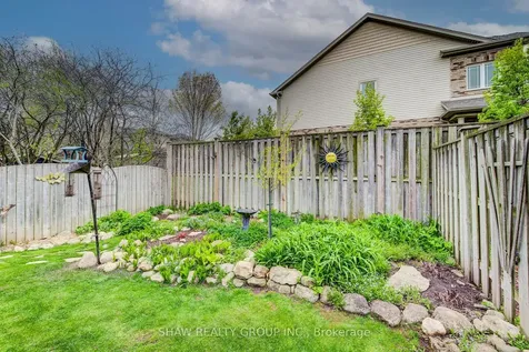 28 Walker Way Guelph ON N1L 1T7