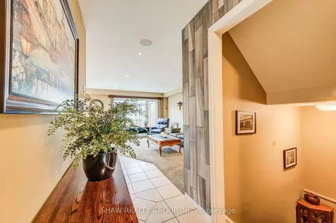 28 Walker Way Guelph ON N1L 1T7