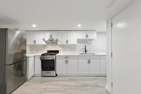 5 Maplewood Avenue Hamilton ON L8M 1W3