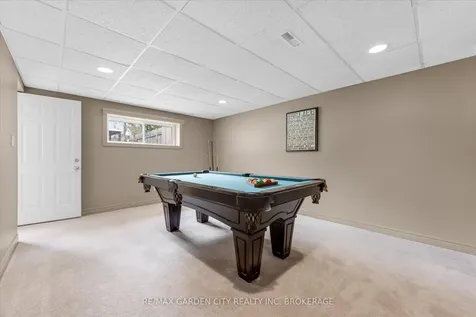 44 Alexandra Boulevard St. Catharines ON L2P 1J9