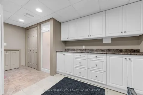 44 Alexandra Boulevard St. Catharines ON L2P 1J9