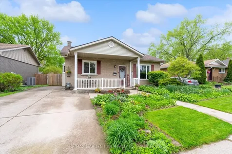 44 Alexandra Boulevard St. Catharines ON L2P 1J9