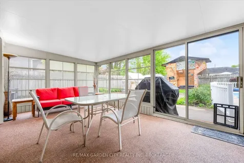 44 Alexandra Boulevard St. Catharines ON L2P 1J9