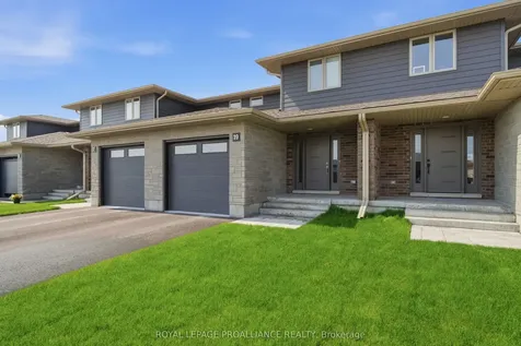 19 Parkland Circle Quinte West ON K8V 0R3